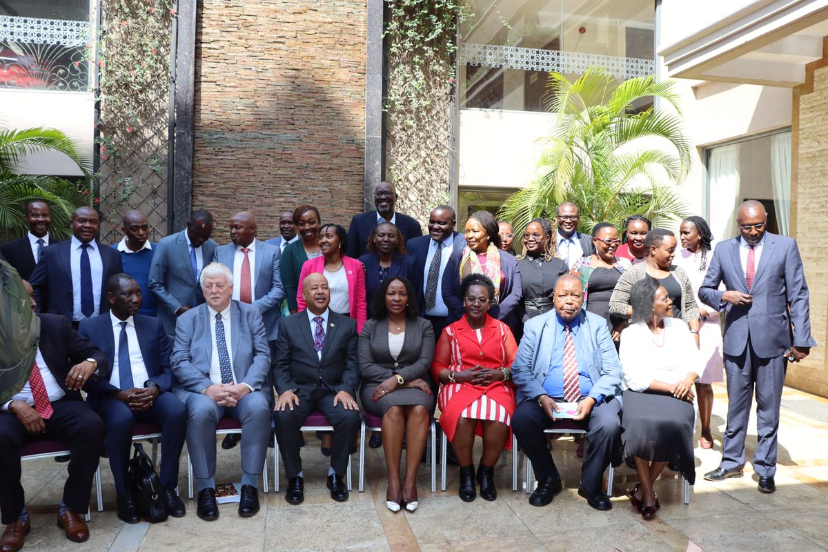 PS @Terry_Mbaika has called for collaboration,partnership & commitment amongst stakeholders for a successful restoration of Nairobi Rivers Basin.Speaking at a roundtable meeting,the PS asked for development partners support in actualizing the Commission's Vision & Strategic Plan.