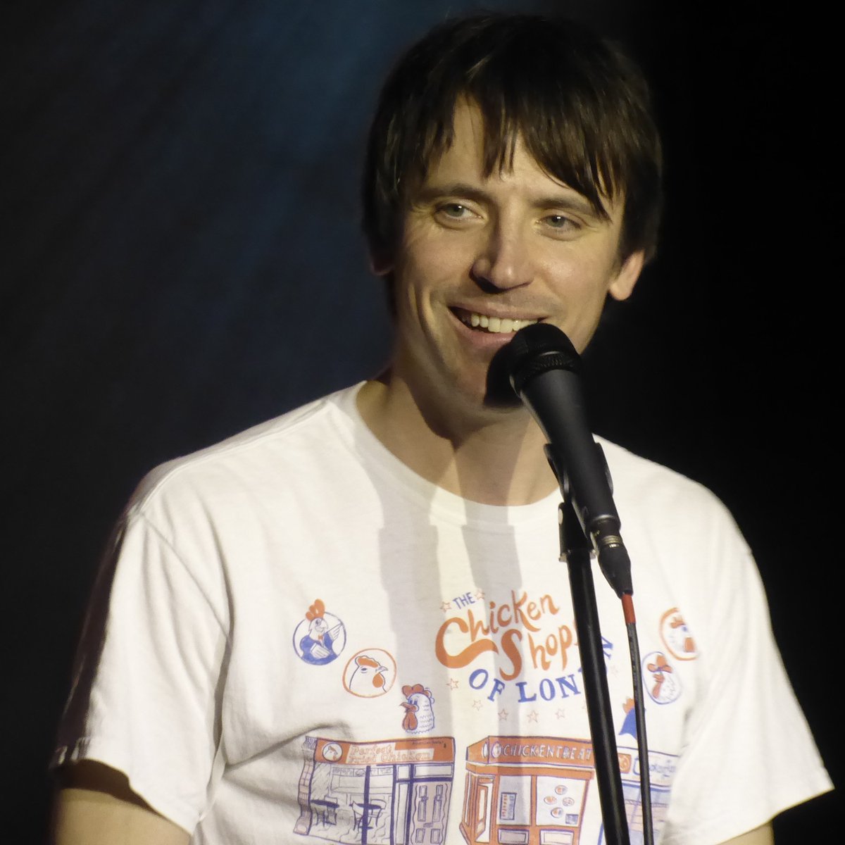 Why yes, you SHOULD come see @edpetrie gig for us this Autumn*, he's ever so good and so are our mixed-bill stand-up shows for ages 6+. Yes! * Wed October 25th, @CanterburyFest at @westgatehall Thur October 26th, Worthing @wtmworthing Sat December 9th, Staines @LastHopStaines