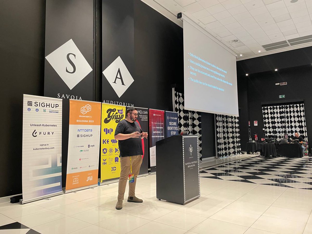 devsecopsdayit's tweet image. Sale sul palco Davide Imola, DevOps Engineer @ @RedCarbon
Ci parla di come gestire Secret Kubernetes avendo a che fare con il GitOps.

#devsecopsday23 #DevSecOps #DevOps #Cybersecurity