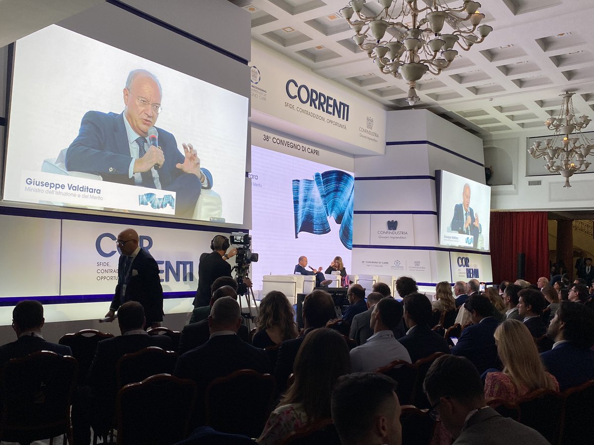 Giuseppe Valditara, Ministro per l’Istruzione e il Merito interviene a #Capri2023.
Segui la diretta streaming: giovanimprenditori.org