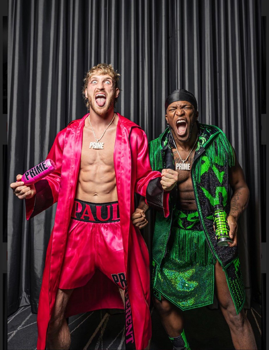 PrimeHydrate's tweet photo. THE PRIME CARD IS HERE

We set out to create the biggest crossover event in history and the stage is now set. Don’t miss Logan Paul &amp; KSI live on @DAZNBoxing PPV and ESPN+ available now

➡️ swipe to see your country’s time ⬅️ https://t.co/hXnH8sEmmZ