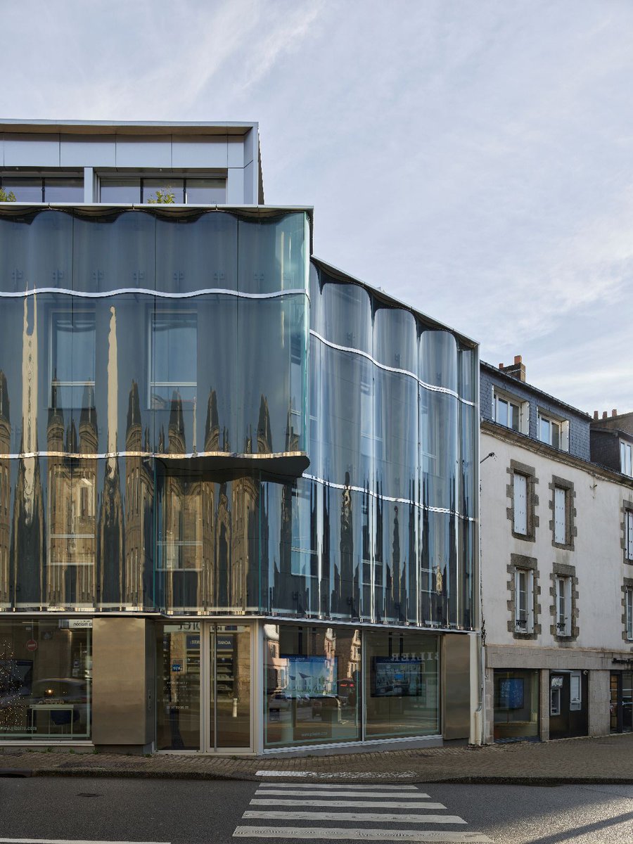 Agency Giboire Morbihan by a/LTa
#architecture #offices <a href="/altaarchitectes/">ALTA architectes - urbanistes</a> buff.ly/3rOXinY