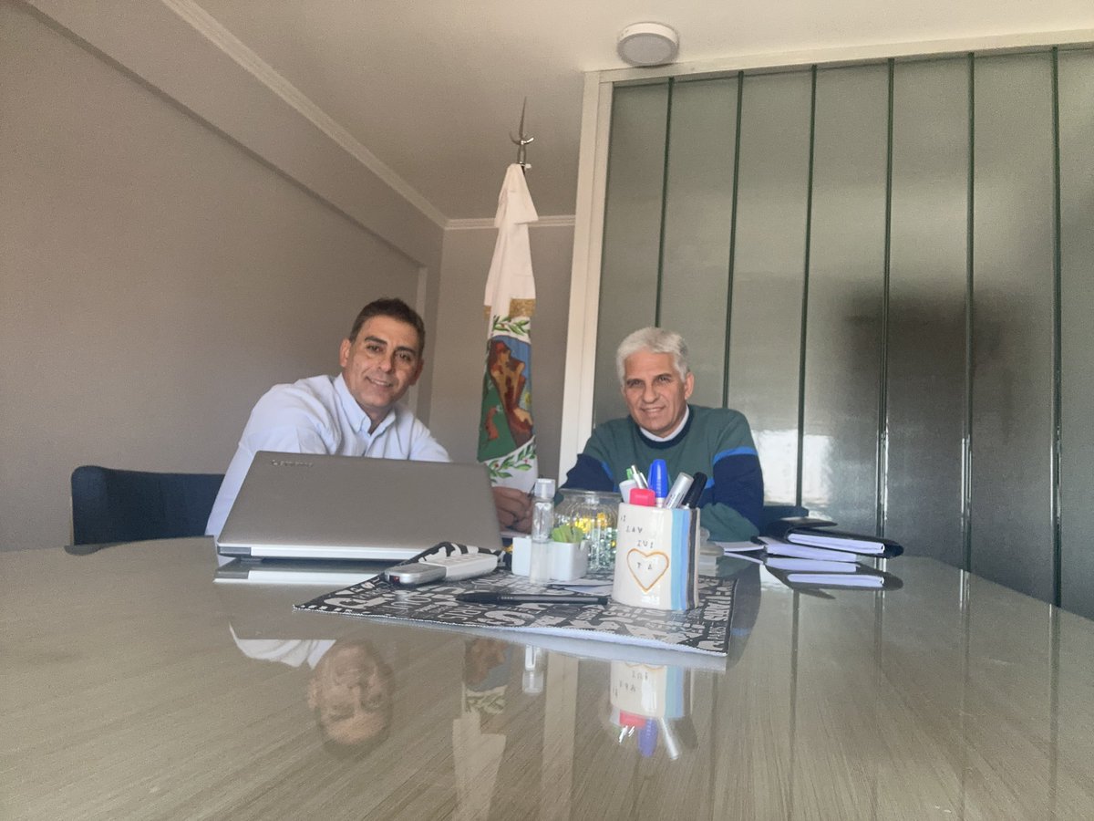 Reunión de trabajo con el Gobernador de la Provincia <a href="/claudiojpoggi/">Claudio Javier Poggi</a> Preparándonos 💪🏾
#Viernes