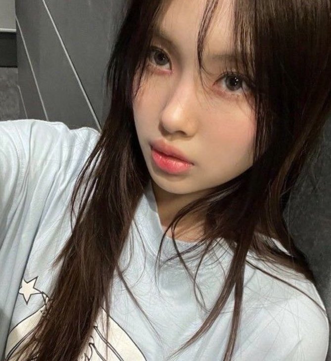 hoonierei's tweet photo. 🦢hi I’m rei , looking for interactive moots!! 

  —she/her    
  —not new to #stantwt / #kpoptwt
  — multi ; treasure, enhypen, nj,itzy and le sserafim
  —any fandom will do!!!

↻ / ♡ to be moots / spread https://t.co/EAslpW21h4