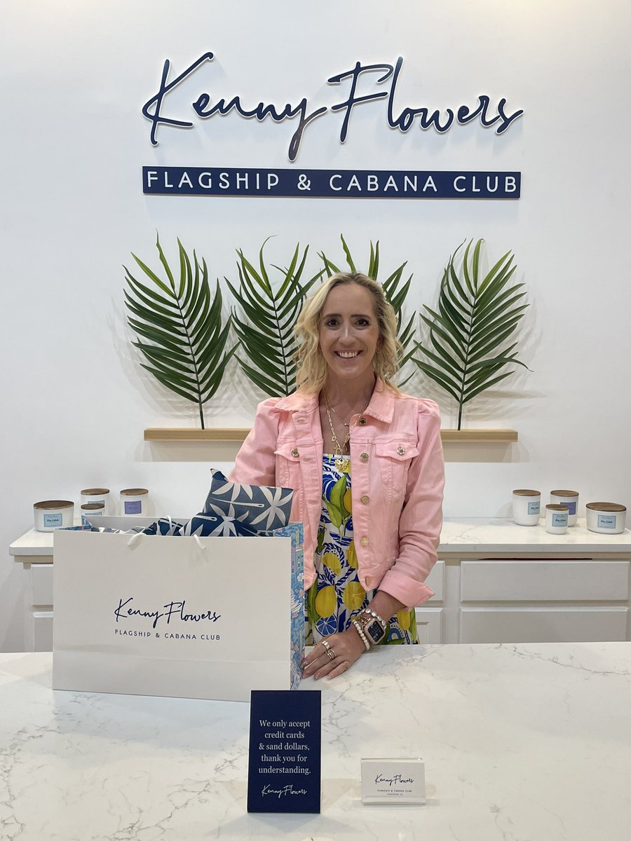 From Bali to Charleston, Kenny Flowers on King brings a fashion style to life with coastal flare - Charleston Daily - bit.ly/45vtJpn

#CharlestonShopping #DowntownCharleston #CharlestonSC #CharlestonLocal #CharlestonDaily