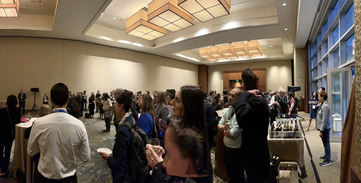 Great turnout for the Immunocompromised Host reception at #IdWeek2023 - so many people in the ballroom it was hard to photograph--Lots of fellows and young faculty with interest in #transplantID ! @ArunaSubraman12 @GenPapaMD @AST_IDCOP @IDSAInfo