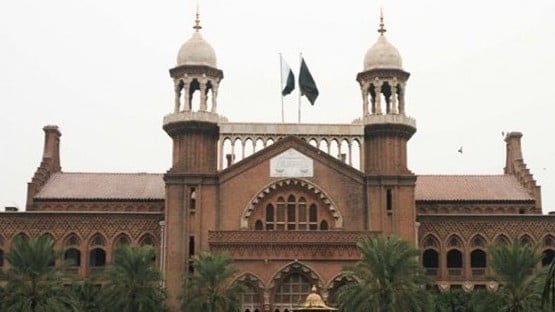 VishalSehgal4U's tweet image. On Friday, the #LahoreHighCourt (LHC) ordered disciplinary action and initiation of contempt proceedings against doctors conducting the "#twofinger test" in violation of an earlier prohibition in cases related to #rape and #sexual offences.