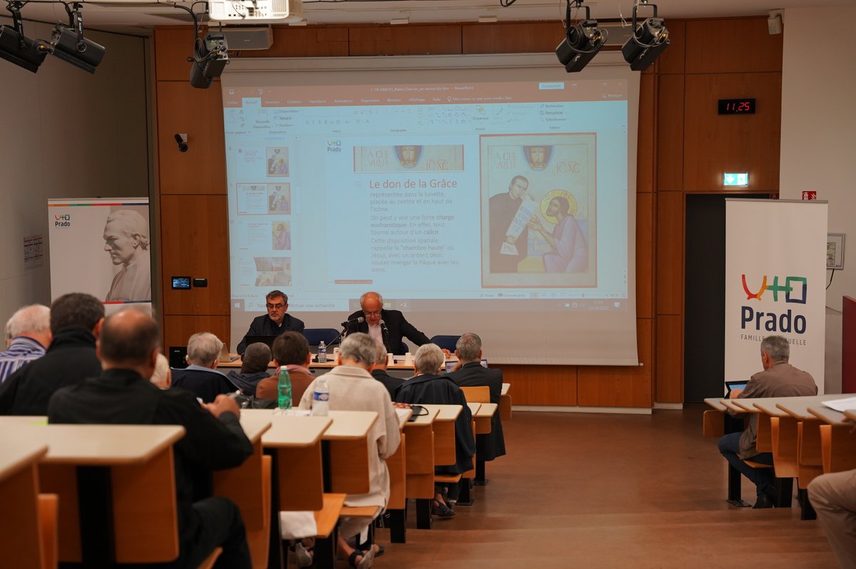 FTheologie's tweet photo. Les journées d'études sur la figure du père #Chevrier en partenariat avec l'association du Prado, c'est en ce moment à l'#UCLy ! https://t.co/aqdEdV4qgU
