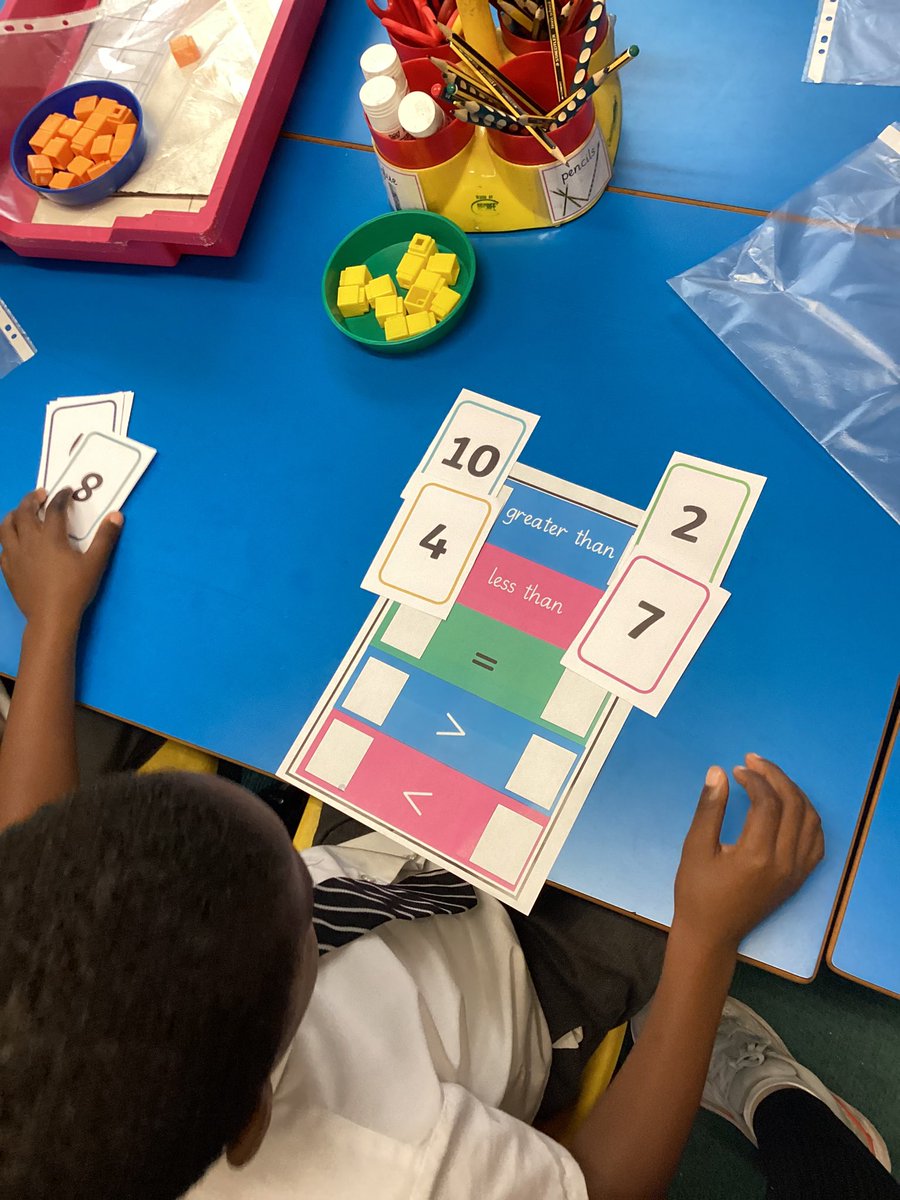 StBernsPrimary's tweet image. Year1 are busy comparing numbers #greaterthan #lessthan #equal #maths