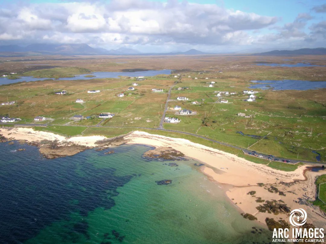 ArcImaging's tweet photo. This stretch of coast is part of Mannin Bay. Slightly off the beaten track, The Mannin Bay Blueway is in the gorgeous Connemara region, well worth a visit
#WildAtlanticWay #Galway https://t.co/ovkKQVuLtK