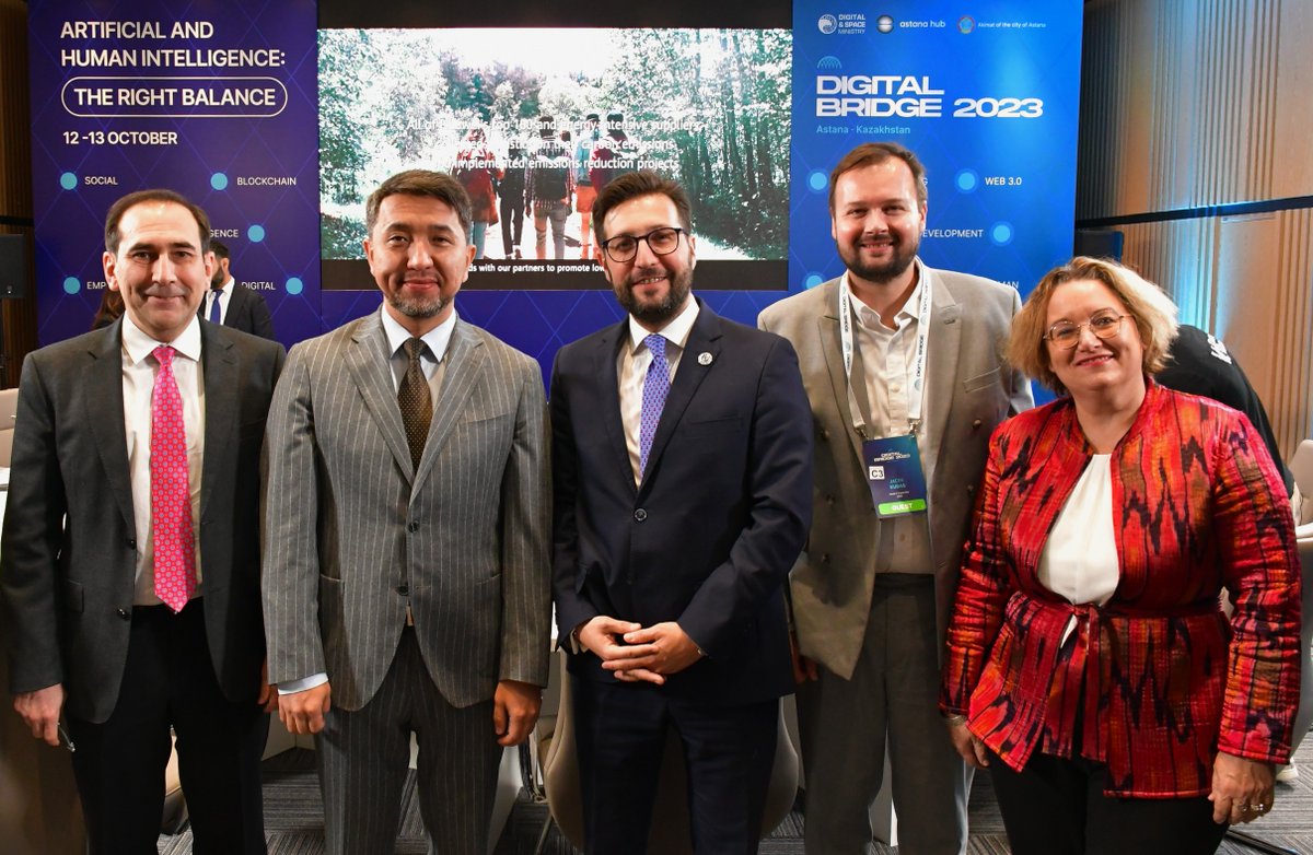 EBRD's tweet image. Our @OzhanH and @jacekkubas took part in #DigitalBridge2023 - Central Asia largest digital forum. They discussed common ideas &amp;amp; initiatives with Digital Working Group of Kazakhstan FIC
#EBRDdigital