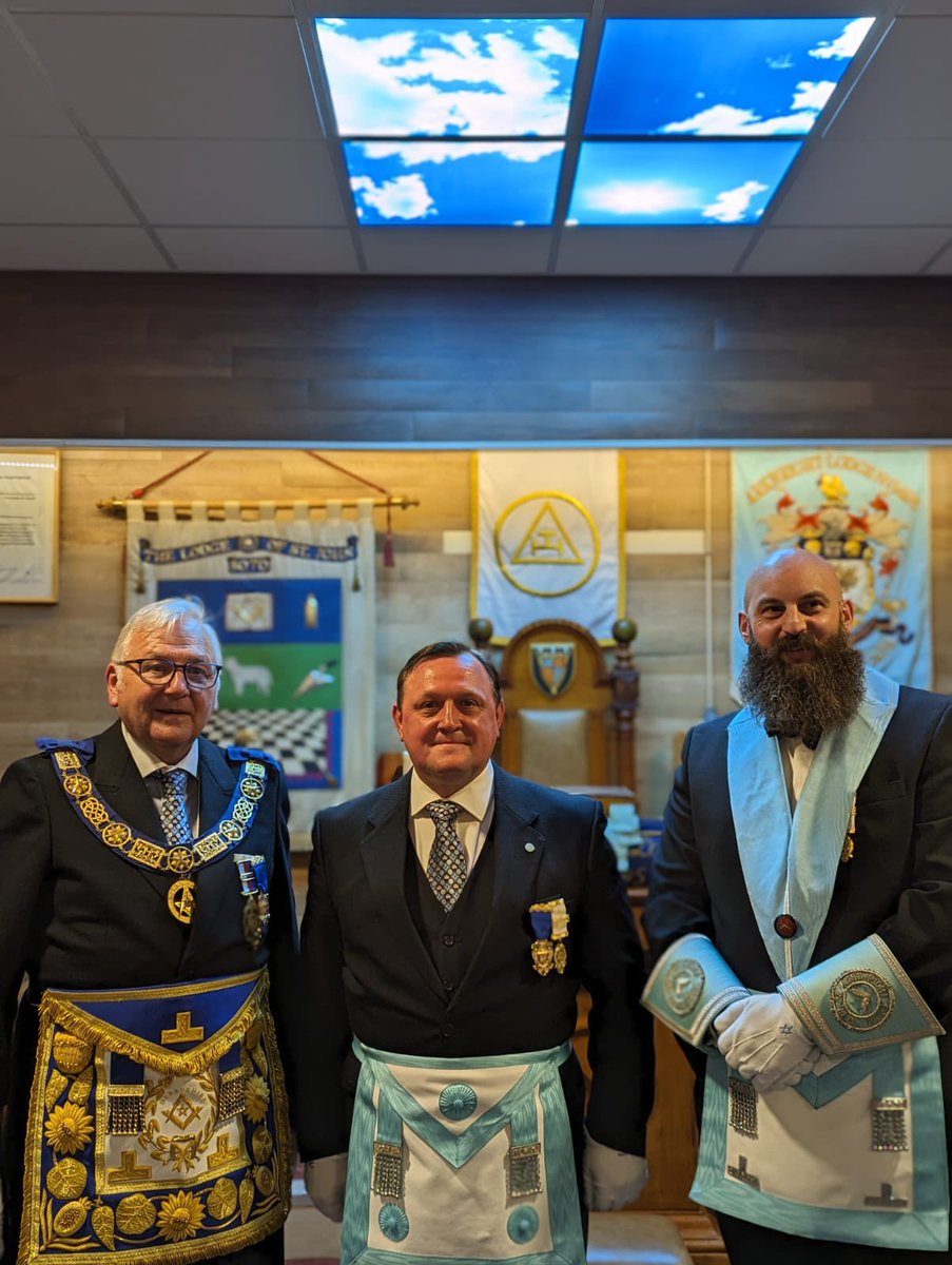 Fantastic evening at Arkwright 1495 last night. W Bro Matt Bowler was installed as Master of the Lodge. Also in attendance was the provincial Grand master Ian Copestake with his officers and Stewards of Cornucopia Lodge. Freemasonry at its finest. 
<a href="/DerbysFreemason/">Derbyshire Freemasons</a> 
#freemason