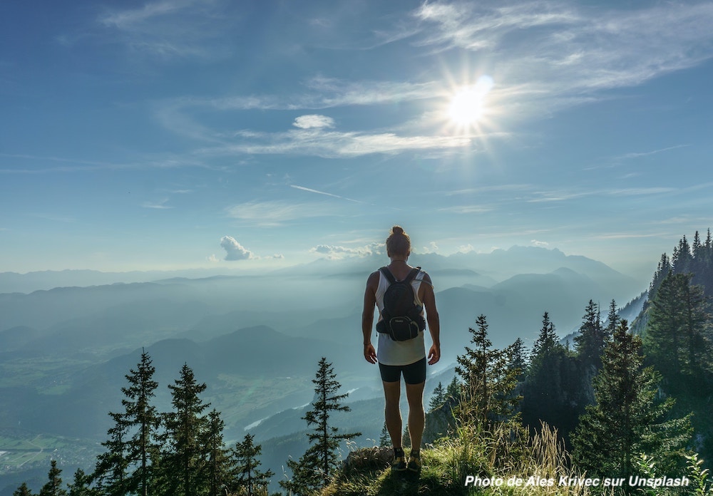 FJourjon's tweet photo. Aujourd'hui, dans un NOUVEL ARTICLE, nous allons parler de vêtements de protection solaire : est-ce que ces vêtements anti-UV ont un intérêt en randonnée ? 

https://t.co/j7d6QvvC1w https://t.co/BVqUPuVpht