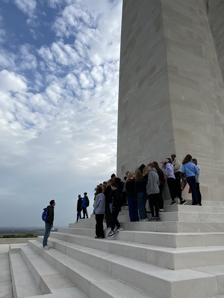EngatKimbolton's tweet photo. Day Two of the Battlefields trip.
We are all a bit tired, but pupils were beautifully behaved and respectful during our solemn visit to the Vimy Ridge Canadian War Memorial. https://t.co/Ss0siwVFQg