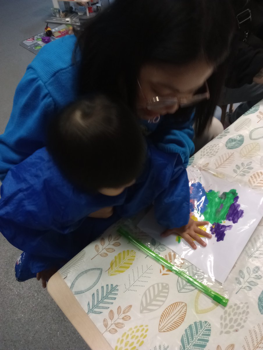 CR_DaisyChain's tweet photo. We know how difficult it can be to find time to play with our children. Here at Daisy Chain, we cherish this and hope to provide a space were this can be enjoyed. https://t.co/B7IVWiOa5G