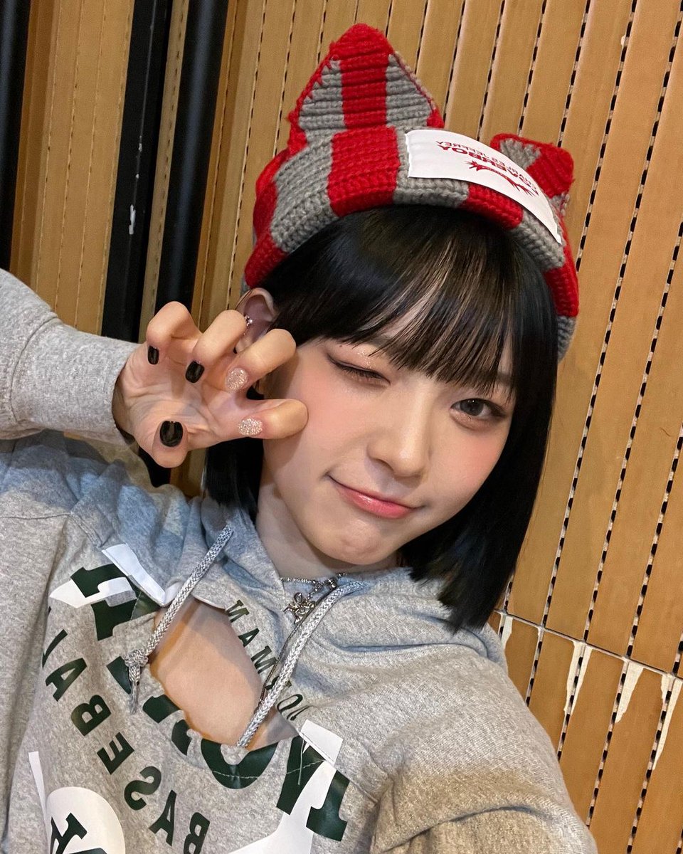 Lightsumstagram's tweet photo. Yujeong's IG Update

"Meow ❤️🐈"

#LIGHTSUM #라잇썸 #YUJEONG #유정 @CUBE_LIGHTSUM https://t.co/QDKWR7ygAl