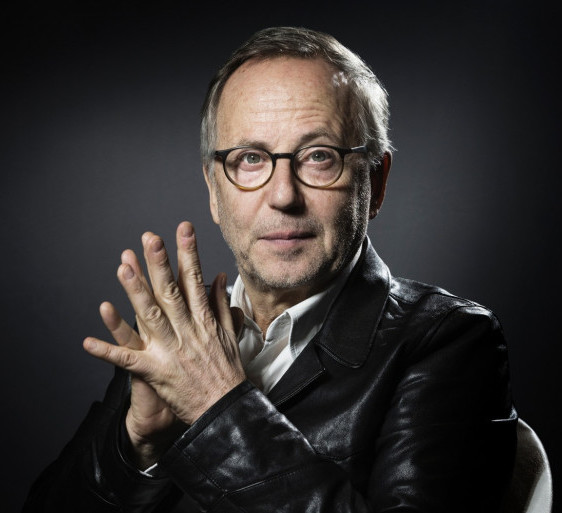 [Nouvelle annonce] Le prodigieux Fabrice Luchini sera l'invité spécial de la cérémonie d'ouverture du festival Lumière. Le film de cette soirée sera Sunset Boulevard, chef-d'œuvre de Billy Wilder sur l'âge d'or d'Hollywood, projeté en copie restaurée : vu.fr/pcrX