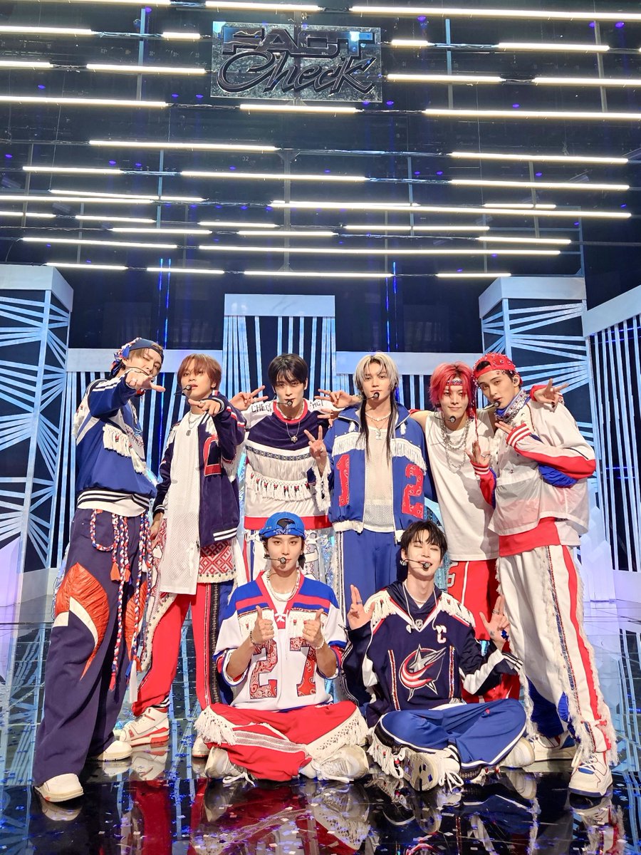 NCTsmtown_127's tweet photo. 오늘의 뮤뱅 너무너무 좋았는데
일등까지 흐엉
시즈니 너무 고마오요오오옹 ㅣ

-도영

#DOYOUNG #FactCheck2ndWin 
#NCT127 #FactCheck #不可思議
#NCT127_FactCheck
#NCT127_FactCheck_불가사의
#FactCheck_불가사의_不可思議 https://t.co/wBhOv6cldd