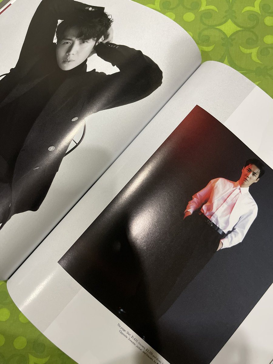 Joe_Peeravich's tweet photo. Elle Men Singapore กับแฟชั่นคูลๆ ของคุณเค้า พิซอนกับแฟชั่น set นี้เท่มากจริงๆ ครับ 😊👍🏻

ขอบคุณทางร้าน @Tigerseon_shop ที่เป็นธุระ อำนวยความสะดวกและจัดส่งจนเล่มนี้ถึงมือเรียบร้อย ประทับใจทุกครั้ง��ี่สั่งเลยครับ 😁🙏🏻
#KimSeonHo #tigerseon_RV https://t.co/Sxak03E1W6
