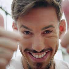 Locura__'s tweet image. #GHVIPGala5 #GHVIP13O 

Meter a la hermana de La Pili en la casa es perpetuar la trama de #Pilingo ¡estamos locos!