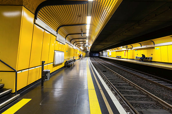 SWBBusundBahn's tweet photo. #swbinfo Bahnersatzverkehr! Ab dem 28.Oktober zwischen der Heussallee und Ramersdorf auf der #Linie66 und #Linie68. Hintergrund: Im U-Bahnhof Ramersdorf wird der Bahnsteig eins für die Stadtbahn barrierefrei ausgebaut. Alle weiteren Infos findet ihr hier:
https://t.co/n2aeu1zy16 https://t.co/Cw21ulrv7z