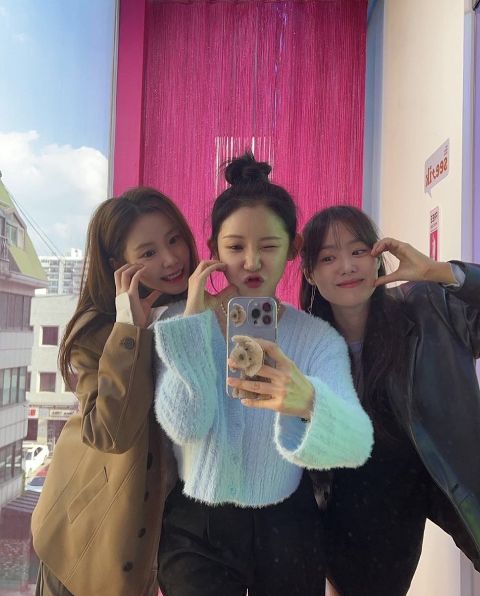 ts_hanao's tweet photo. 14주년🩵🤍🩶사랑해 시크릿💘 https://t.co/siVXYgPZZC