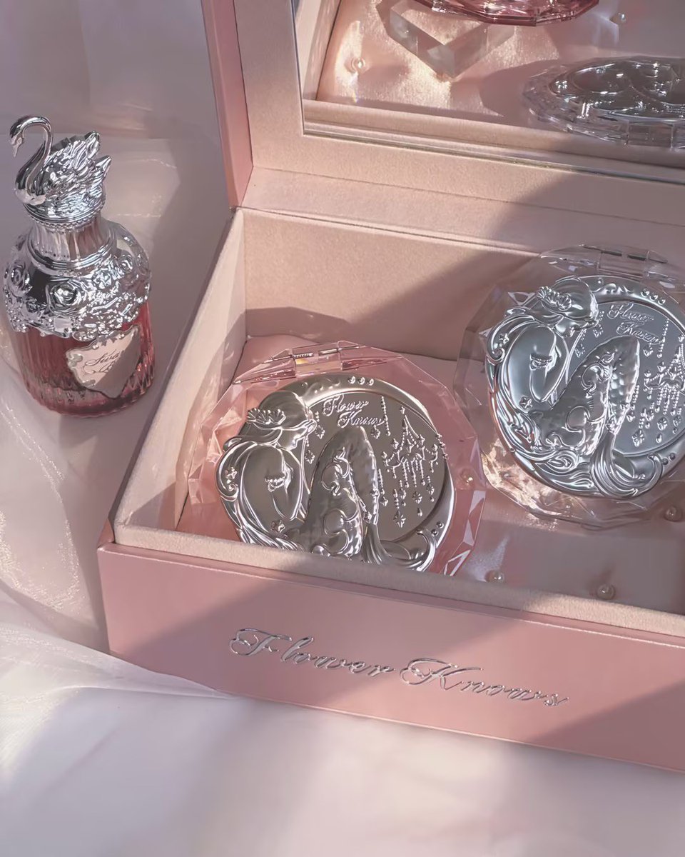 フラワーノーズ　ボックス&手鏡 可愛くて実用的な7周年限定グッズ！ ロマンスあふれるデザインで心が