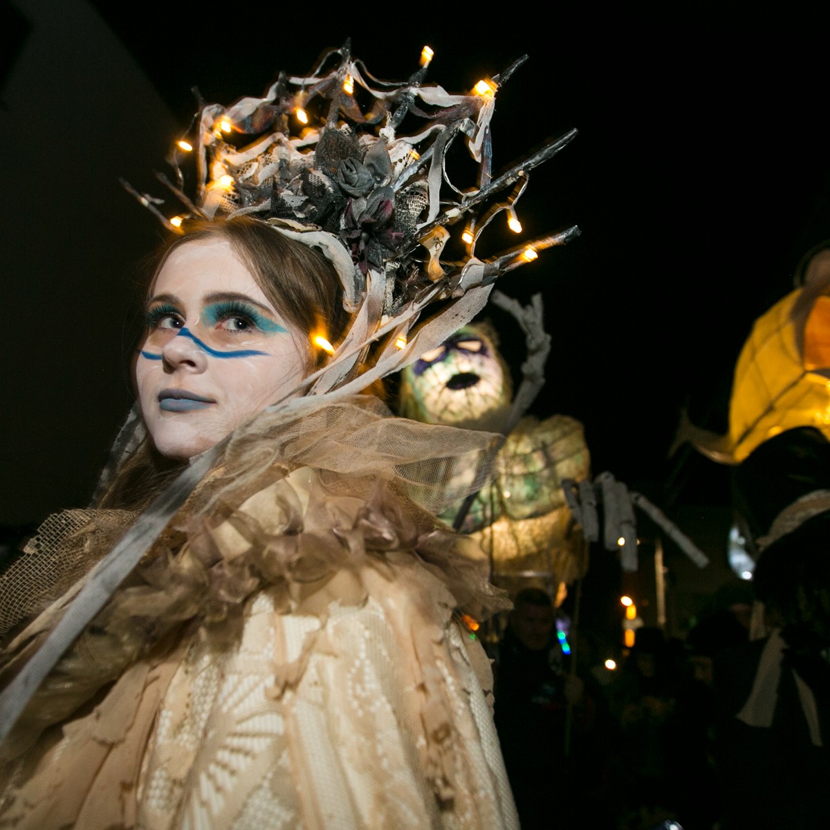 LimerickCouncil's tweet image. 👻 Prepare for a spell of a time as Limerick transforms into the ultimate haunt for Halloween. 

Don’t miss out on the wickedly fun lineup! 👹

#HalloweenInLimerick #LimerickEdgeEmbrace

Read More ➡️ limerick.ie/council/newsro…