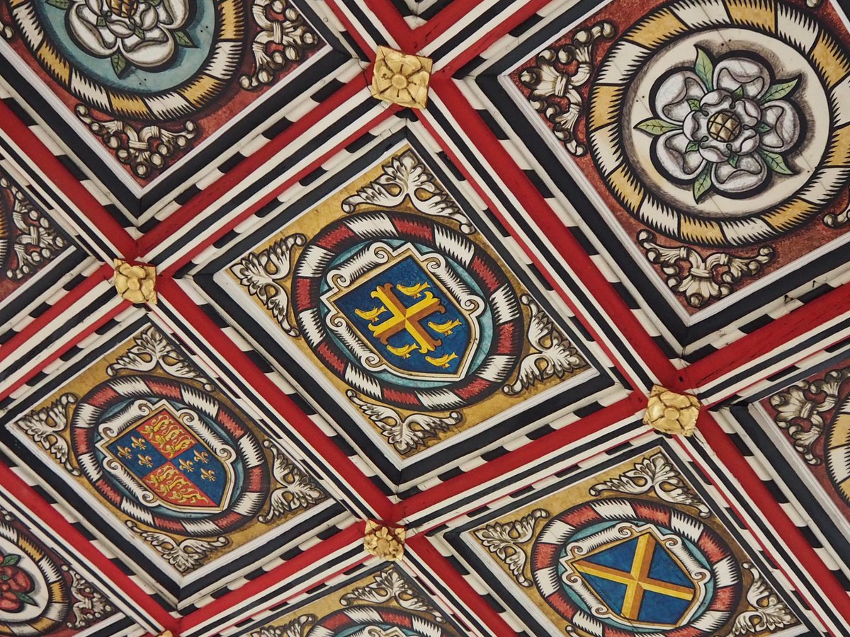 StAlbansCath's tweet photo. Today we celebrate Edward the Confessor, an 11th century king of the English, known for his work in building Westminster Abbey and for being a holy and devout king.

His shield is on one of our tower ceiling panels and you can also see his statue on our High Altar screen. https://t.co/knRI9QGmcs