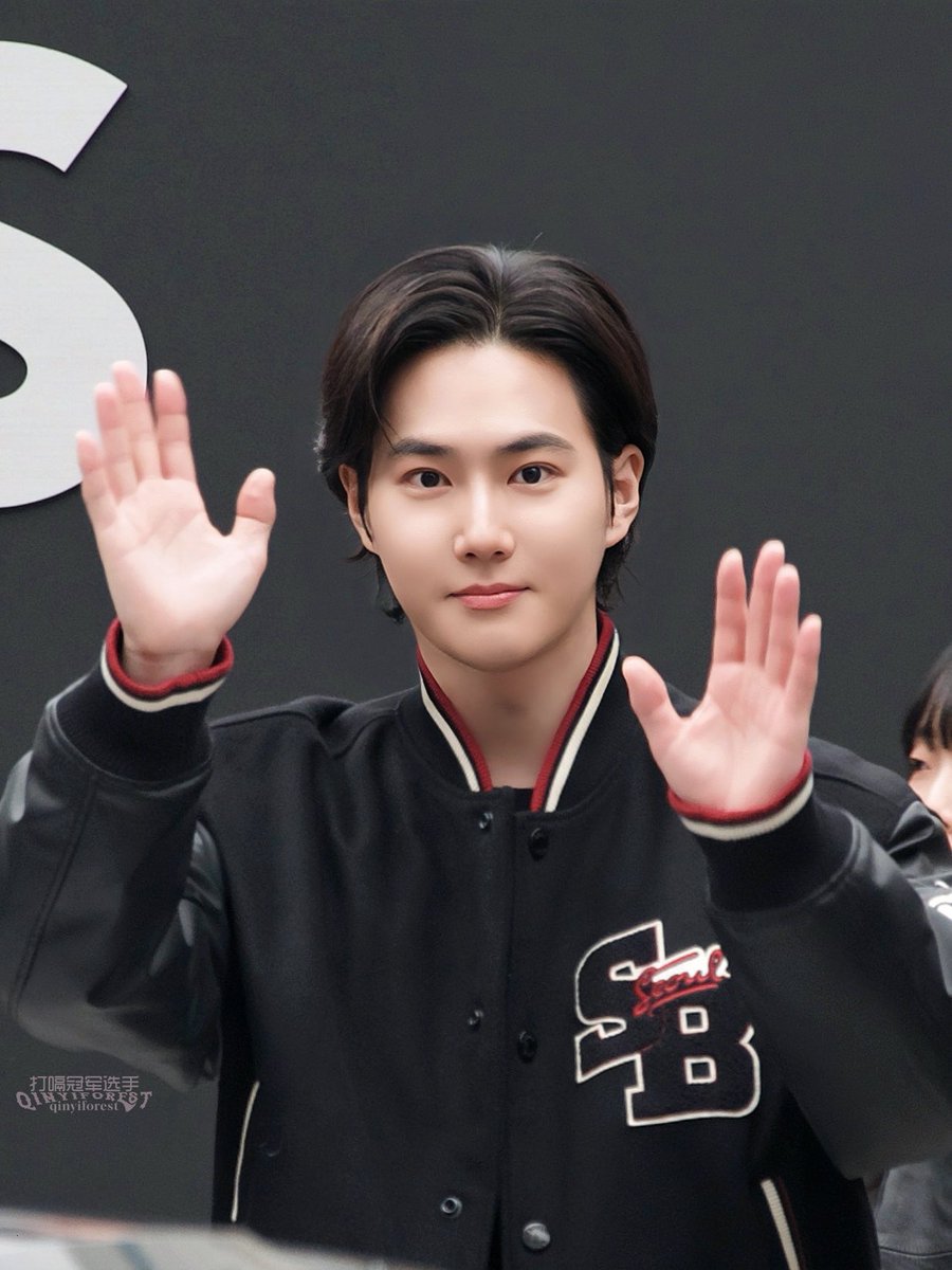 qinyiforest's tweet photo. SUHO｜231013 BOSS 한국 단독 컬렉션 출시 기념 팝업 이벤트 
✨✨✨
#SUHO #수호 #준면 #김준면 #金俊勉 #スホ #EXO #HUGOBOSS_SUHO  @weareoneEXO https://t.co/ezDAe9pAsQ