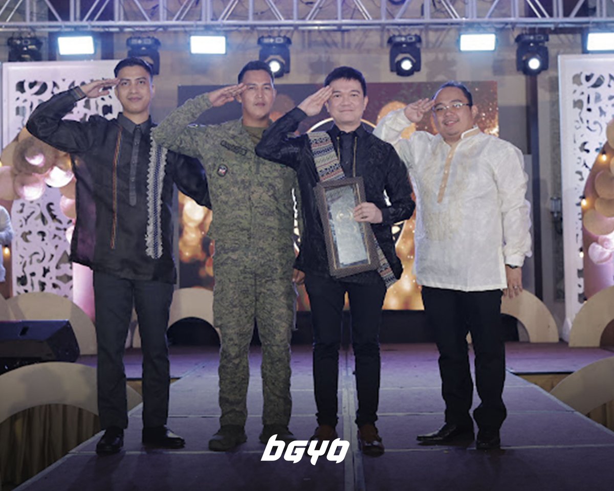 #BGYO | Last October 8, Saludo Excellence Award recognized BGYO as 'Best Male Performer of the Year.' Our best boys are honored to be part of this year's awardees ✨️

Thank you sir <a href="/JonathanManalo/">Jonathan Manalo</a> of Star Music for receiving the award and thank you, ACEs for all your support ♠️
