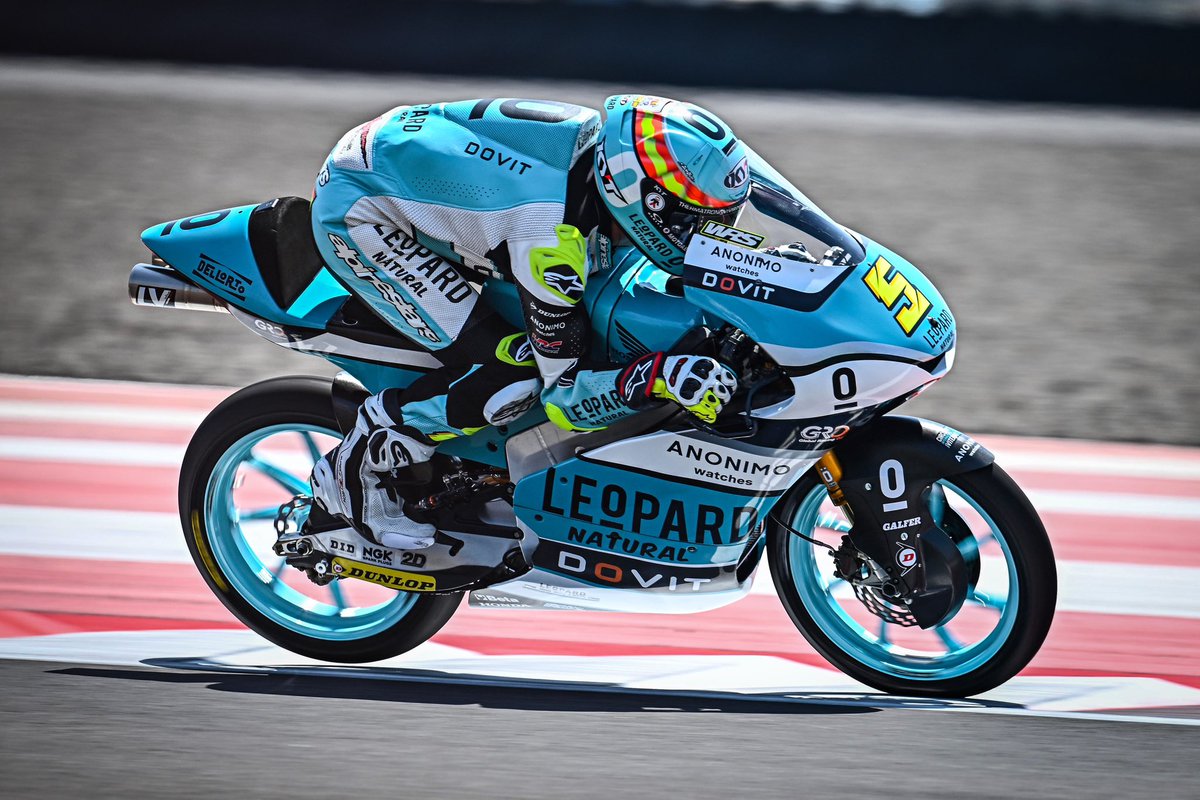 fanclubJMV5's tweet image. ¡Arrancó el #IndonesianGP 🇮🇩 para nuestro piloto @jaume_masia !
#Practice1 - P16! ¡Dos caídas pero sin consecuencias para nuestro piloto en la primera tanda de entrenamientos!
¡Vamos a trabajar en la #Practice2!✊🏼
-

#JaumeMasia5 #JaumeMasia #JM5 #JMV5 #Masia5 #Ma5ia #FanclubJMV5