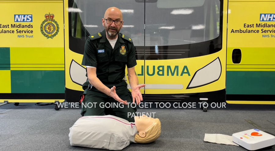 🚨⛔️STOP⛔️🚨 Know how to do CPR?

If not, watch this video and learn how to save a life this #RestartAHeartDay.   

YOU could be the difference.   

Cardiac arrest can happen anywhere and to anyone. youtube.com/watch?v=aBy-Mj…
