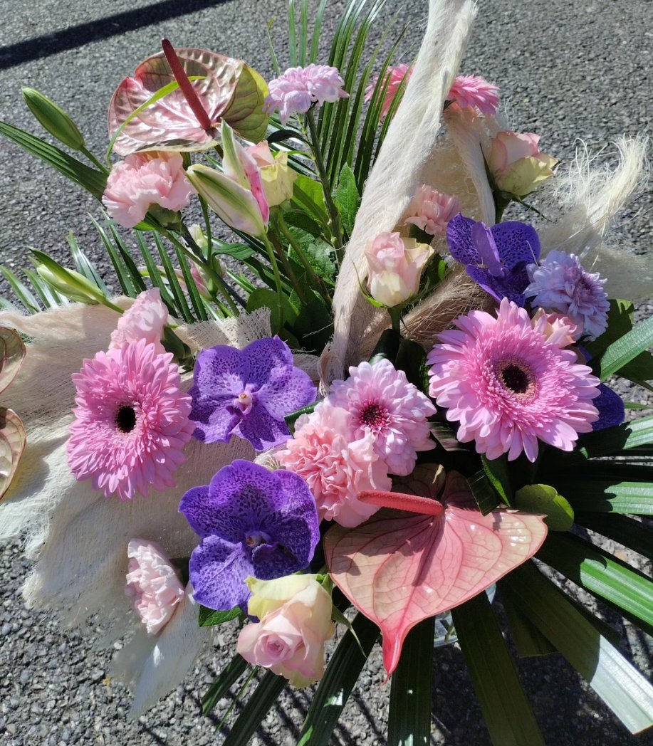 PeyrineR's tweet photo. Gros bouquet pour #OctobreRose #PinkOctober #FlowersOfTwitter https://t.co/irB365lAXH