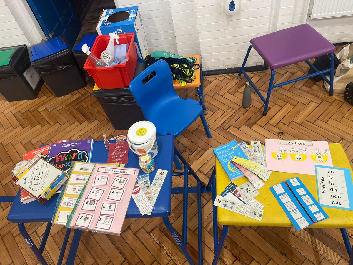 GreenwichSLT's tweet photo. This week we delivered #WordAware training to all teachers across 2 @Plumcroft schools. Lots of great suggestions of ways to get excited about words, including #WordOfTheWeek in the staffroom! #vocabulary #FunWithWords #UniversalServices @WordAware @lang4think @NAPLIC @RADLDcam https://t.co/1Us4mjglGJ
