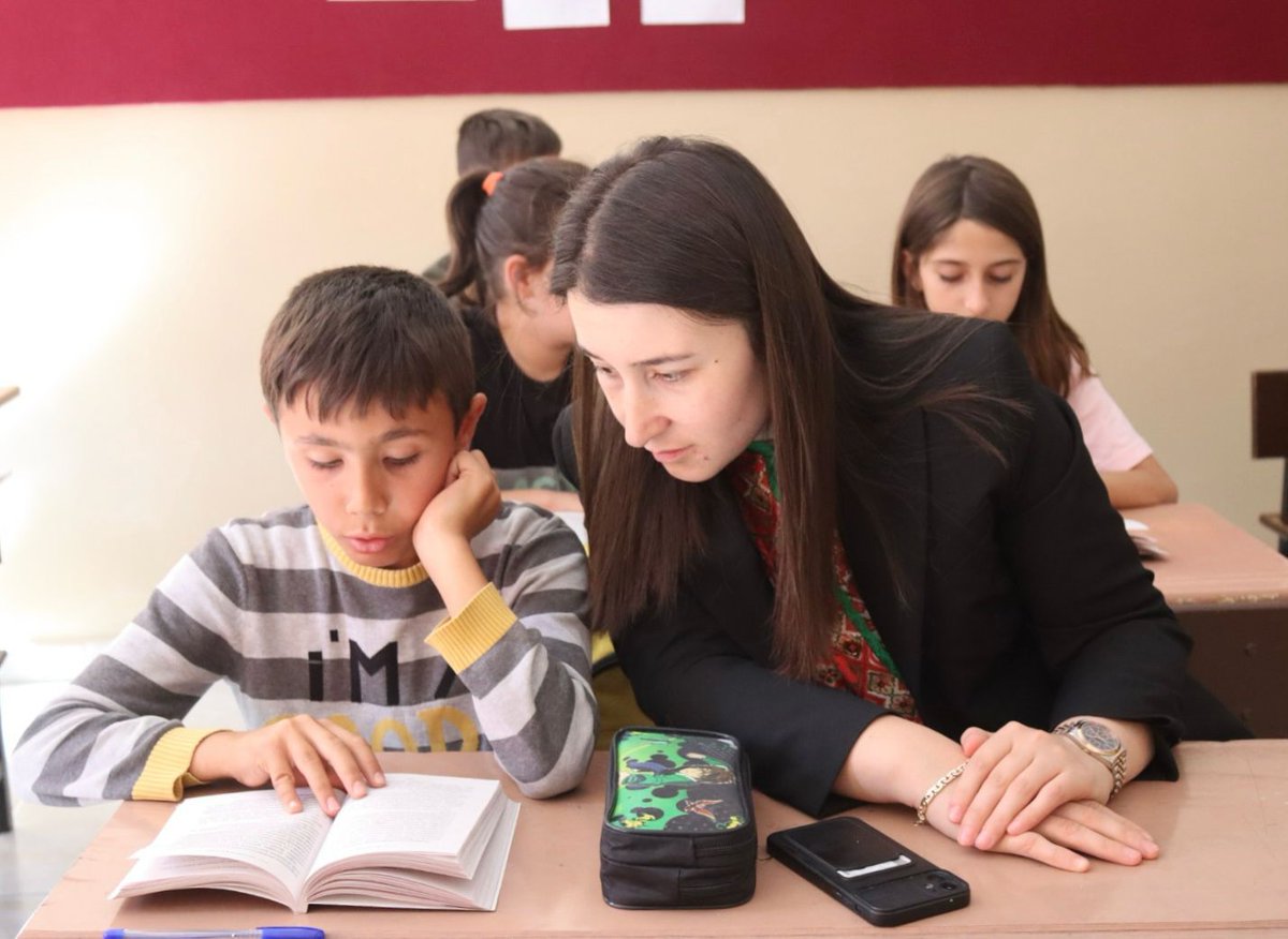 uzunderegovtr's tweet photo. Sayın Kaymakamımız Kübra DEMİRER, Şelale İlk-Ortaokulunu Ziyaret Etti.

🔗👉🏻https://t.co/1LnhumEJtY https://t.co/1kv8I2xxVB