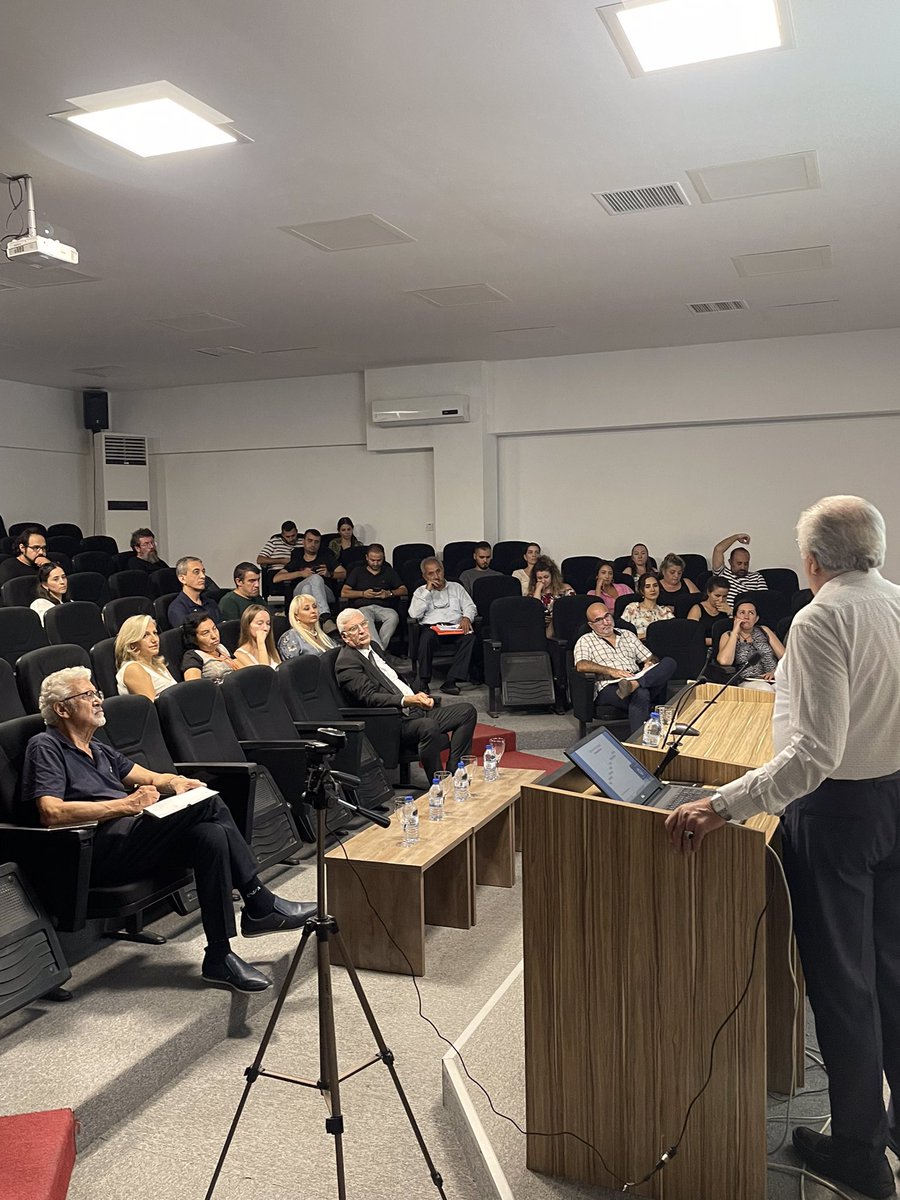 caucampus's tweet photo. Rektör Yardımcımız Prof. Dr. Tokay Gedikoğlu, “Bağıl Değerlendirme” Konulu Seminer Gerçekleştirdi 🧡
#OnceSen #YouFirst #csuseminer #csu https://t.co/wwjJM3hr7s
