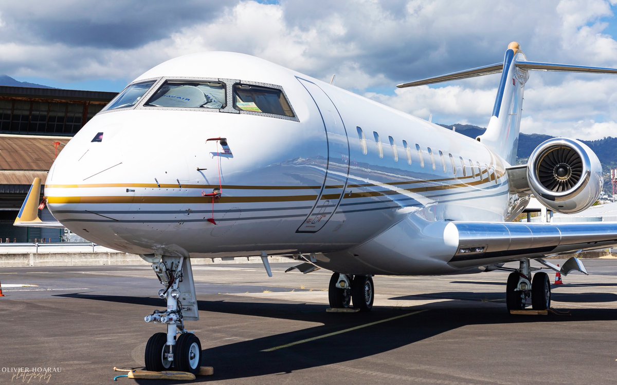 OlivierHoarau's tweet image. 🇹🇷 @bombardierjets #GlobalExpress TC-DDD in Reunion Island 😍  What a beauty ✈️👋
#avgeek #glex #bombardier #lareunion #reunionisland