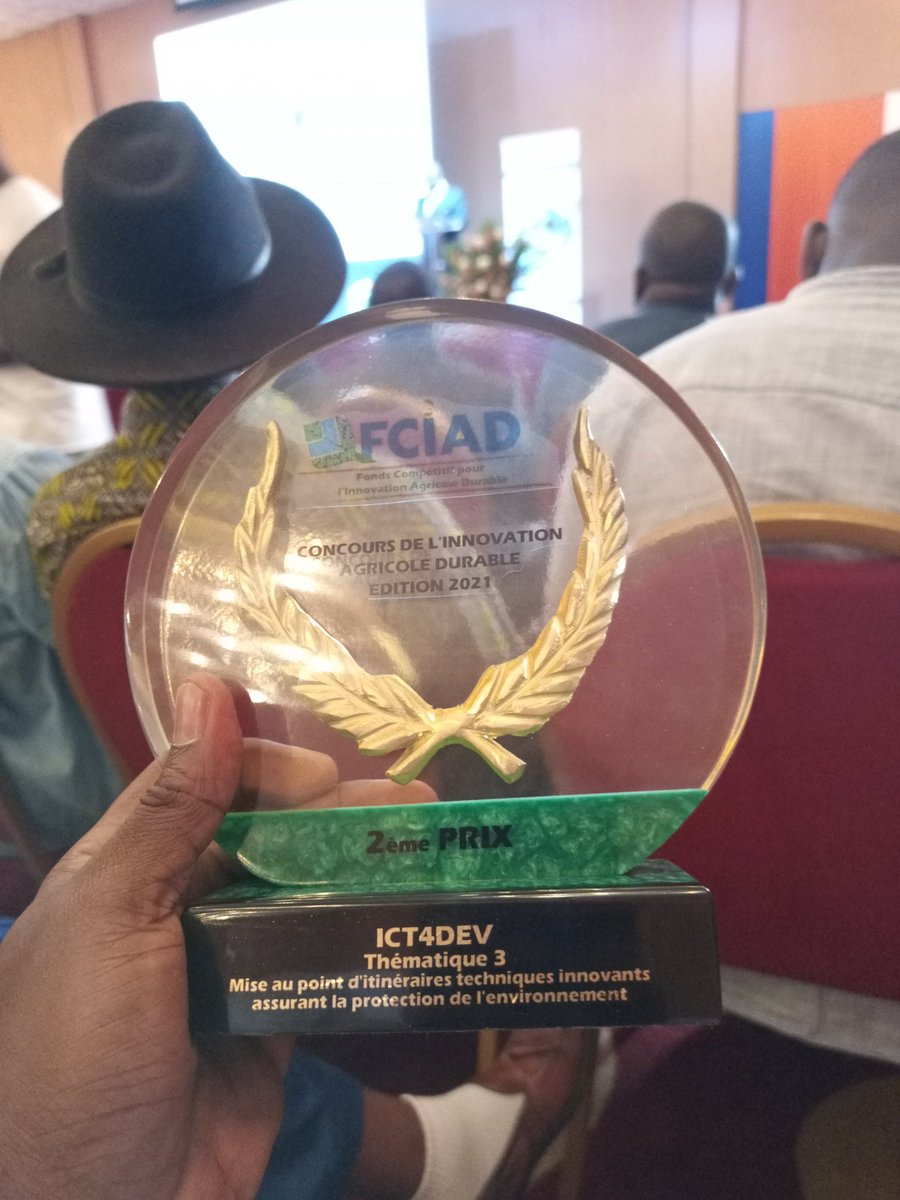 Invité à la célébration des 20 ans du @fircaOfficiel
Pour rappel, nous avons été lauréat en 2021 du Concours de l'innovation agricole durable organisé par ladite institution au service des filières agricoles. <a href="/c2d_d/">Le C2D en Côte d'Ivoire</a>
#Ci20 #Civ225 #ICT4Ag #WeAreAgriTech