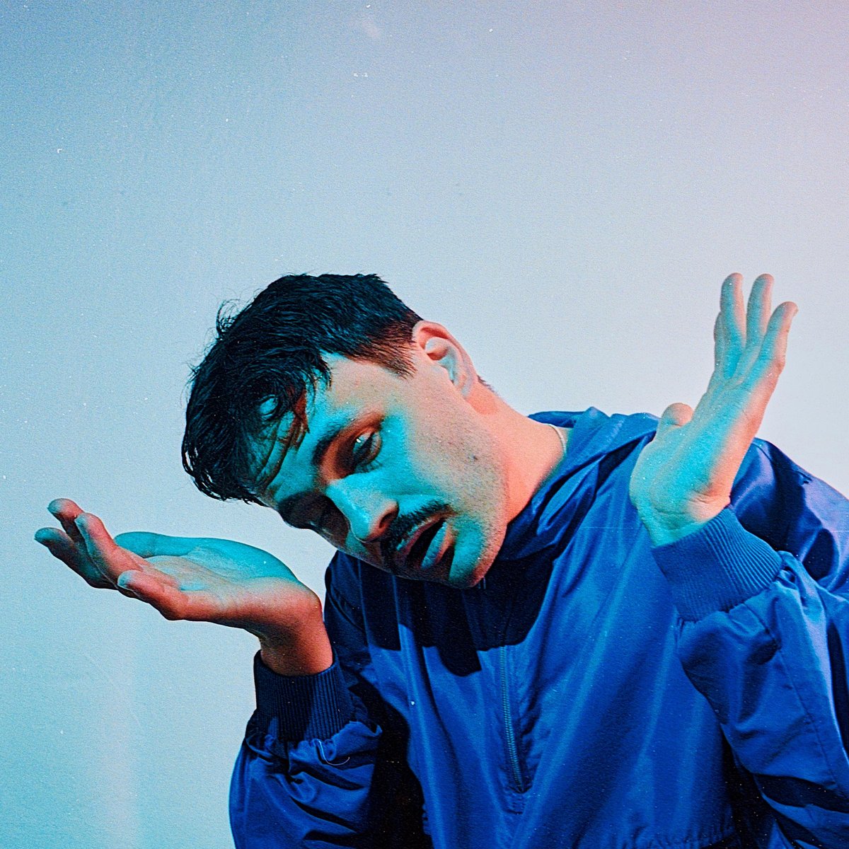 More brilliant inventive pop music from the ever creative @bcttbc. Check out Narrow Band Of Happiness here: blackplastic.co.uk/alternative-el…