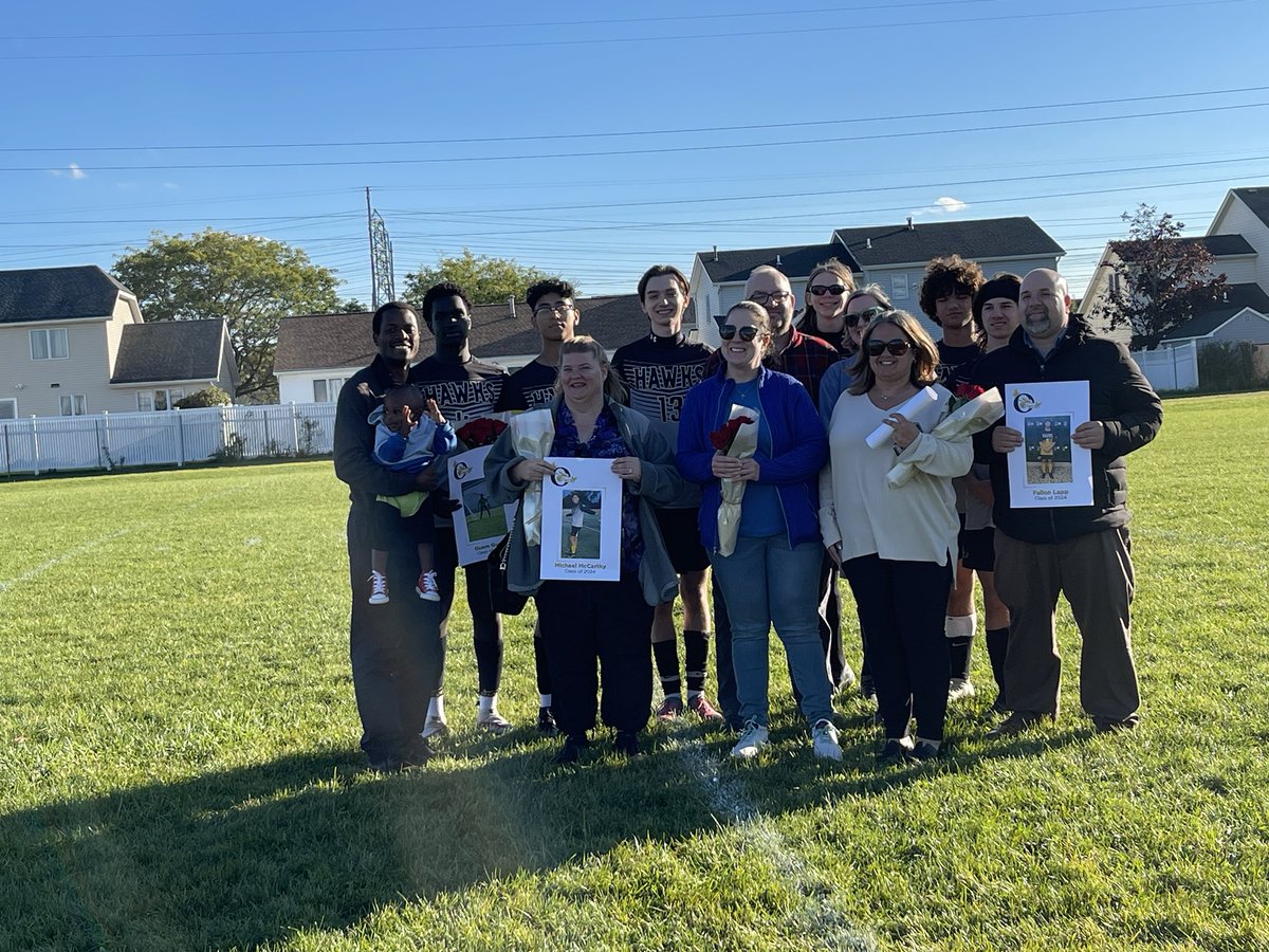 On senior night the Hawks fall to Akron late 3-2. Overall great game that we let slip away. 

Off to the next one v Burgard <a href="/630/">百恵</a> TONIGHT 

📍AllHighStadium