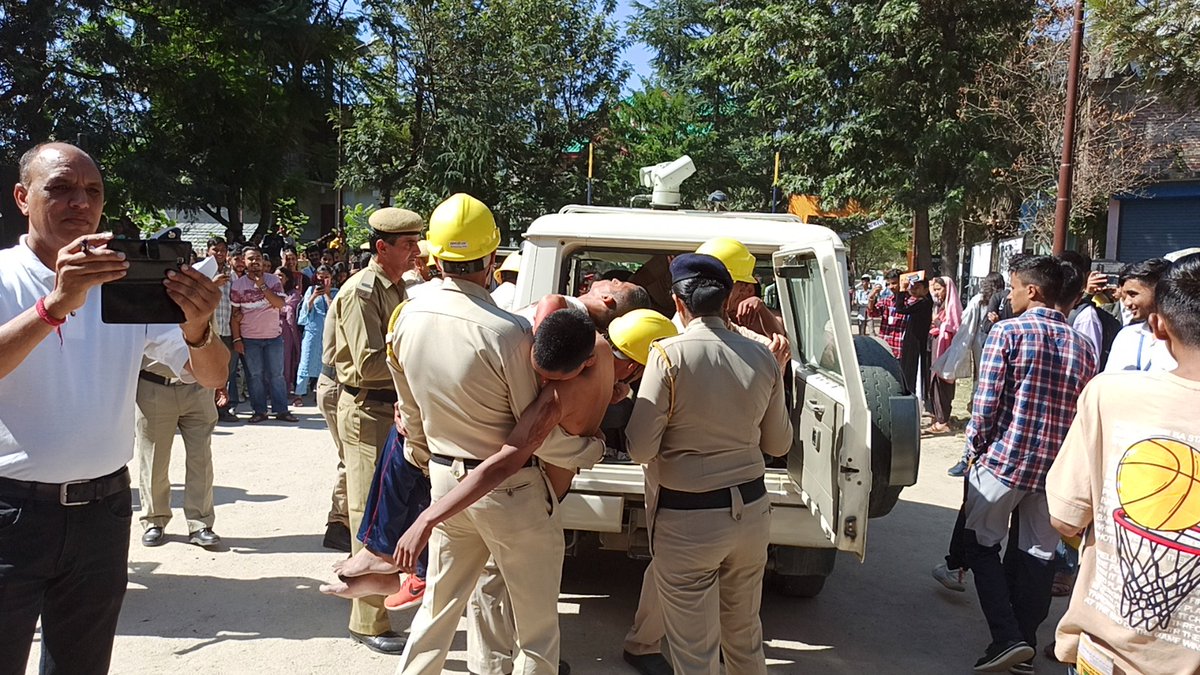 DDMA_Mandi's tweet photo. Celebration of international day of disaster risk reduction 2023 Mock Drill on fire in r/o GDC Karsog &amp; Civil Hospital Karsog Dated 13th October,2023
#samarth2023
#iddr2023 https://t.co/JXqVX97fc7