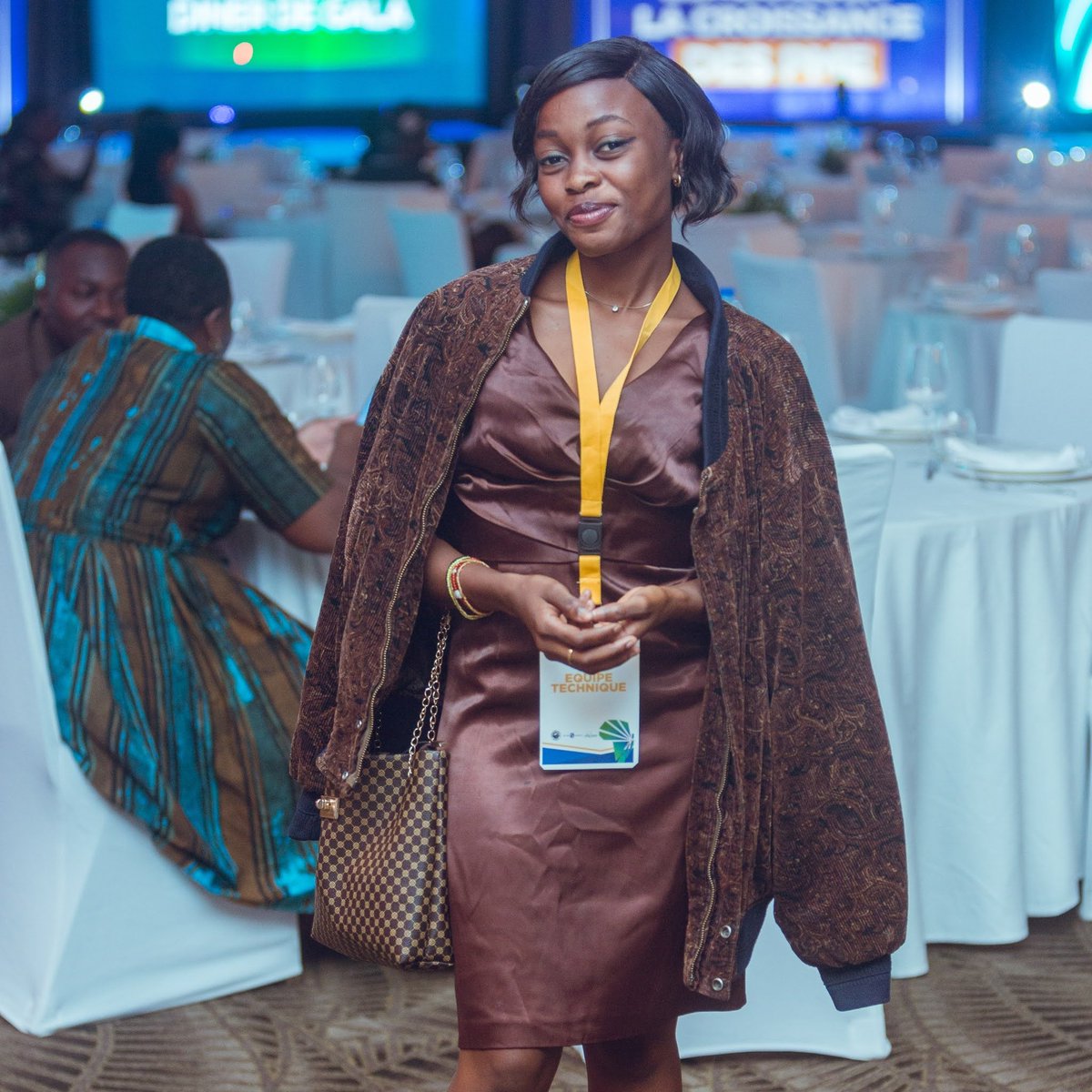 acohinJessica's tweet photo. #NouvellePhotoDeProfil
#SMEs 
#communication
#JoyNews https://t.co/icCwwFJZAv