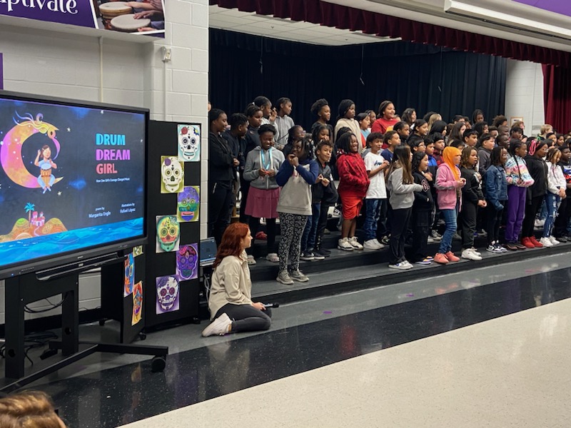 HarrHillSIPA's tweet photo. Our 5th graders did an awesome job at our Hispanic Heritage Fanfare! #HHLightning #HispanicHeritageMonth #PerformingArts @ltgoodnews @HHPrincipalStew https://t.co/VLql3ThsNL