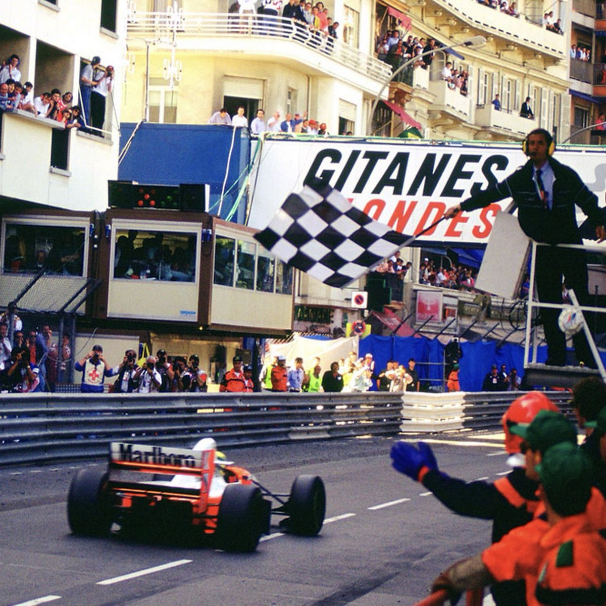Ayrton Senna's 1993 Monaco Grand Prix winner car, the McLaren MP4-8. This car is now owned by Sebastian Vettel. #F1 #McLaren #MonacoGP