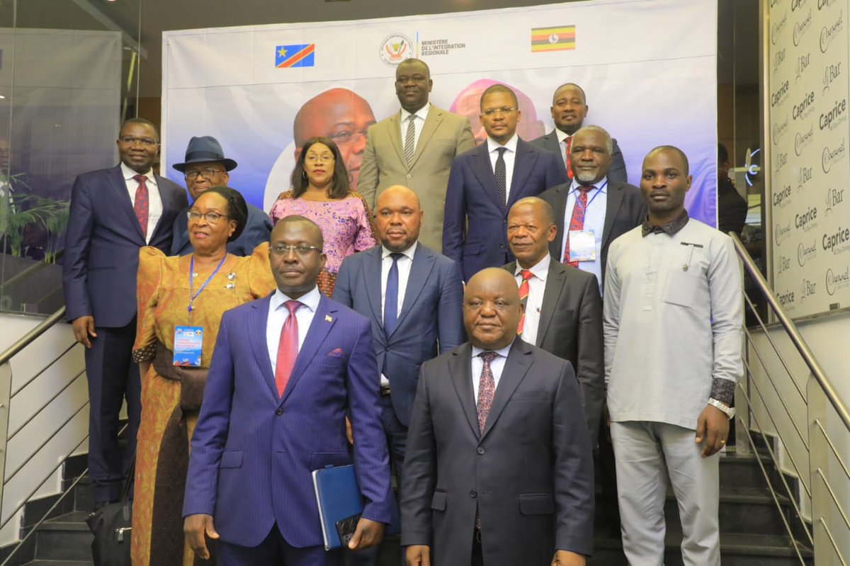 I joined Hon. Antipas Mbusa Nyamwisi, Minister of Regional Integration in DRC & Hon. John Mulimba, we held discussions on how to collaborate on issues to strengthen industries, construction of roads & free movement of people&goods with assurance of security from both countries.