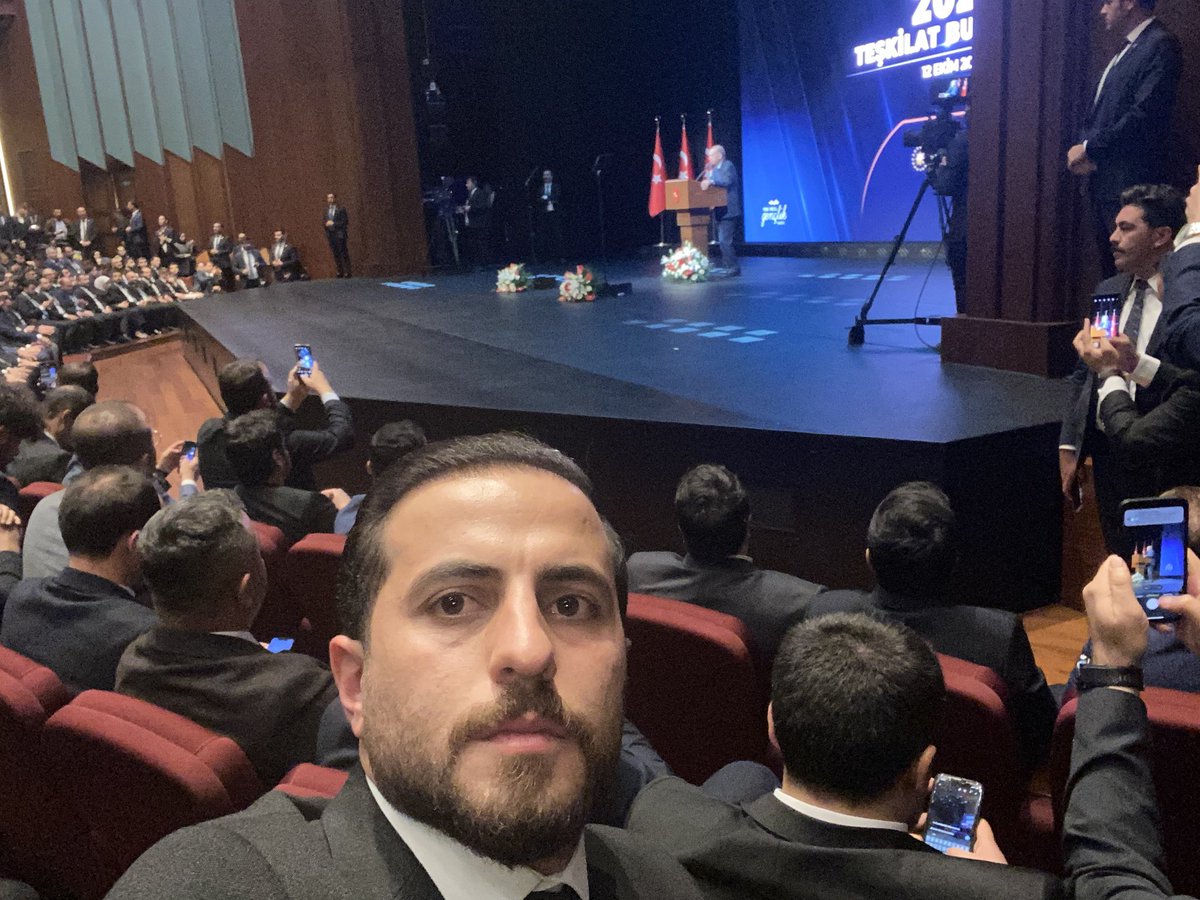 nurmuhammedalp4's tweet photo. TÜGVA 2023 Teşkilat Buluşması Cumhurbaşkanlığı Külliyemizde Cumhurbaşkanımızın @RTErdogan ve gençlik spor bakan Yrd.@eminogluenes Ve Genel Başkanımız @ibrahim_besinci nin ve kurucu başkanımız @ismailemanet katılımı ile gerçekleştirdik.

Özgür ve Barış Dolu Bir Dünya Ümidiyle. https://t.co/PsHz8cNEgA