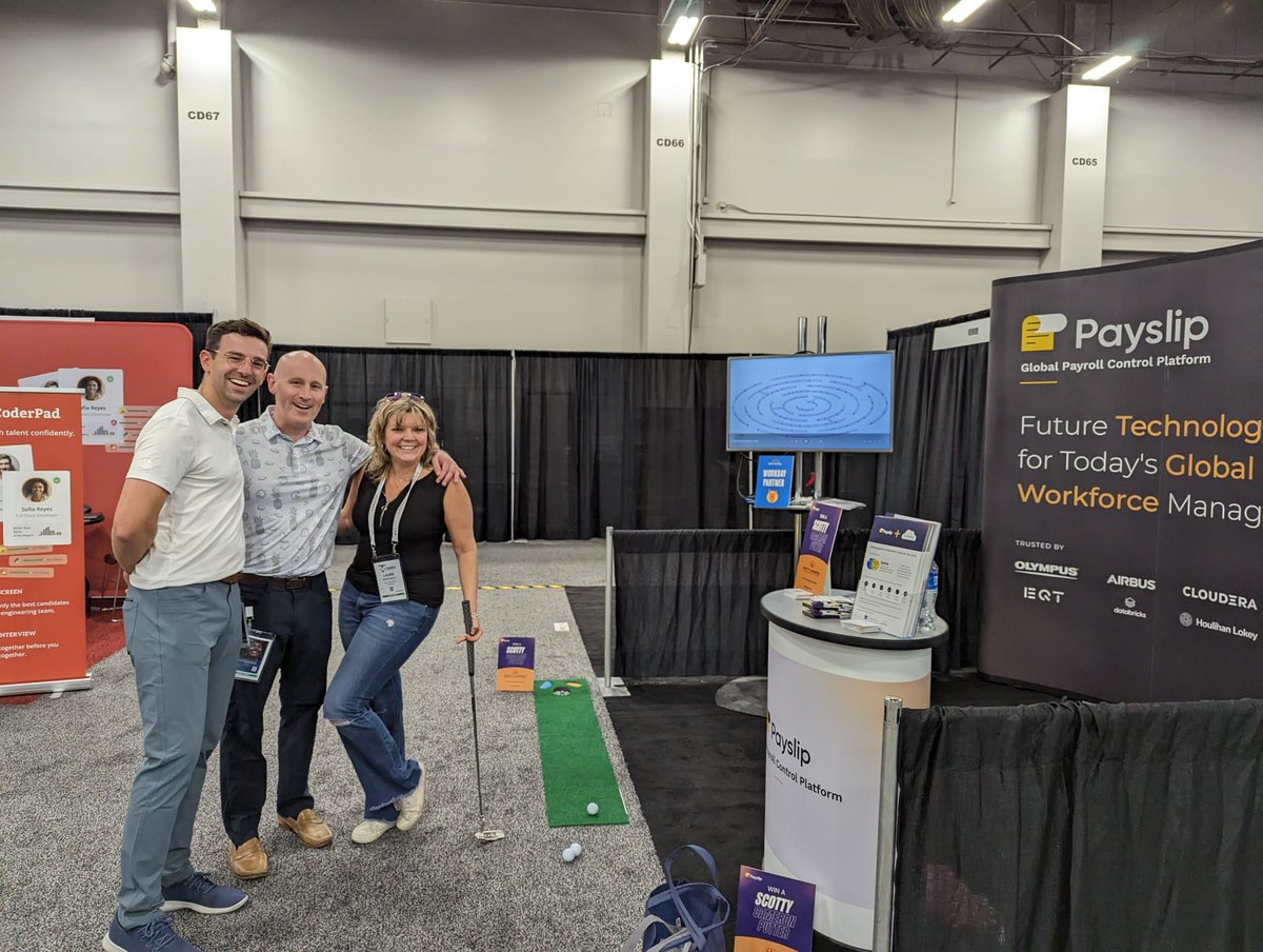 PayslipGlobal's tweet photo. We’re live here at the HR Technology Conference in Las Vegas and it is great to meet so many dedicated #HRprofessionals! 🎉🤩
👉 Come and talk to us at booth 2638.
#HRTechConf #GlobalPayroll #TakingPayrollDigital #PassionforPayroll https://t.co/OPqDu6Knl9