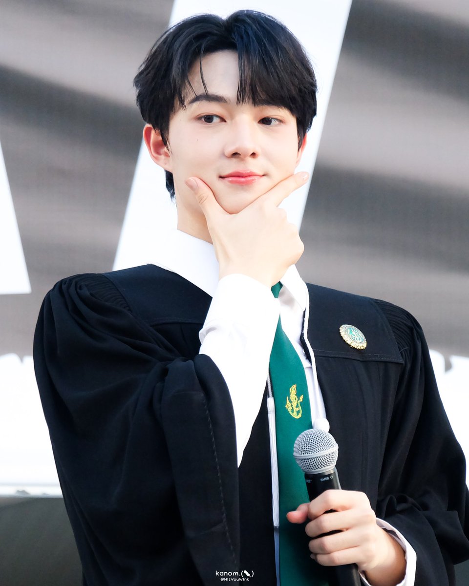 HitYouWink's tweet photo. 231012♡เหมียวนูนู่ฉุดหย่อออ🐈

📸#hywwu 
#NuNew @CwrNew 
#ReadyforNuNewGraduation https://t.co/CePAMdYafx