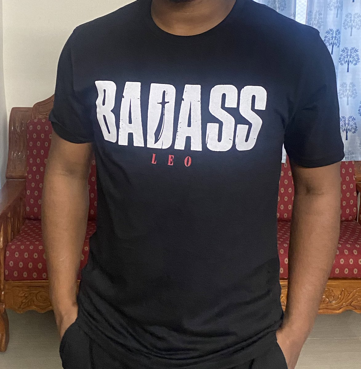 @itisprashanth Bro..Got it Finally. My first order from RoarSouth. The quality is too notch and just exceeded my expectations. Thanks to you and your team for this wonderful design. Keep Rocking 🔥🧊 More orders to go
#LeoFDFS #LeofromOct19 @actorvijay @Dir_Lokesh @7screenstudio